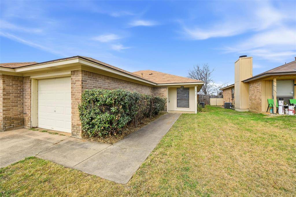 Fort Worth, TX 76133,2812 Ridgecrest Drive