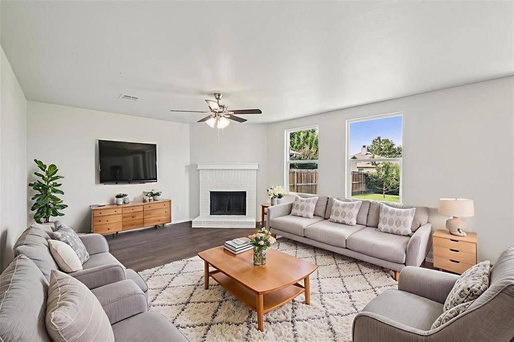 Denton, TX 76210,2825 Desert Drive