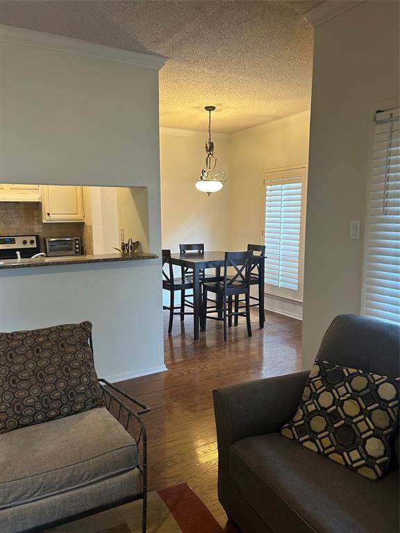 Arlington, TX 76011,1106 Quail Valley Lane #119