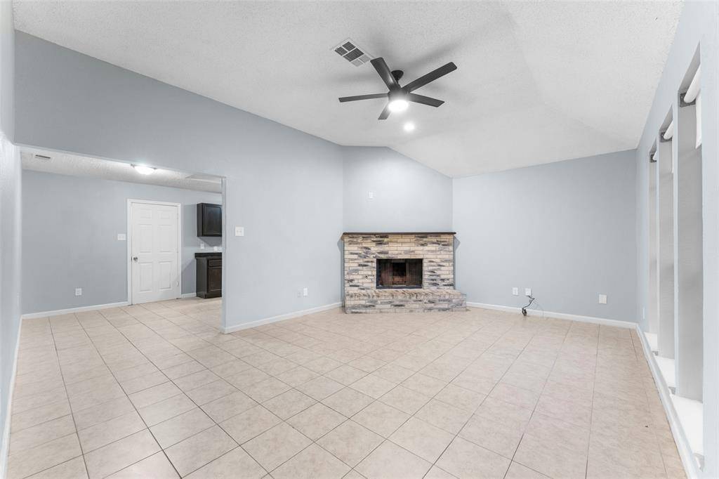 Mesquite, TX 75149,1042 Kim Lane