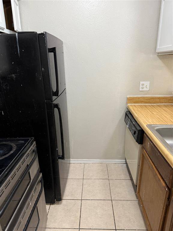 Dallas, TX 75243,9520 Royal Lane #214