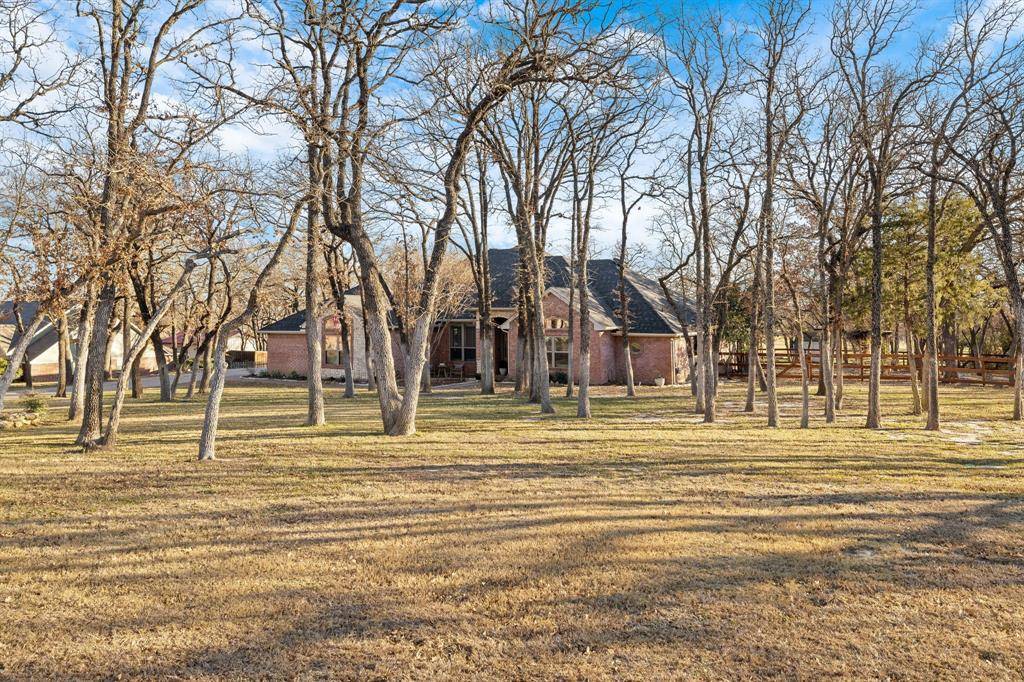 Newark, TX 76071,523 Post Oak Drive