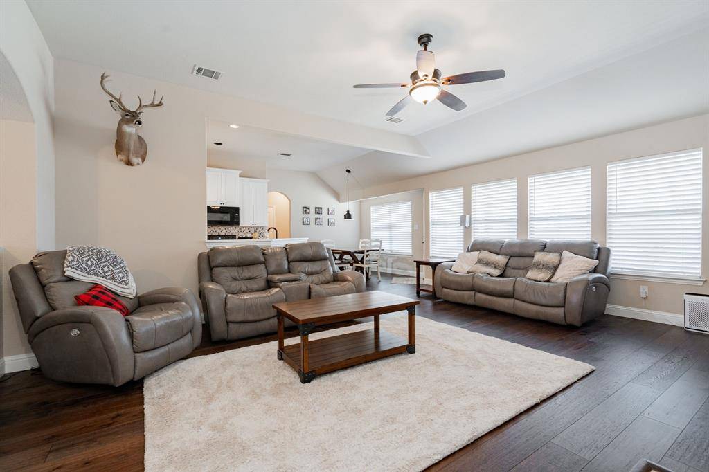 Fort Worth, TX 76179,10921 Owl Creek Drive