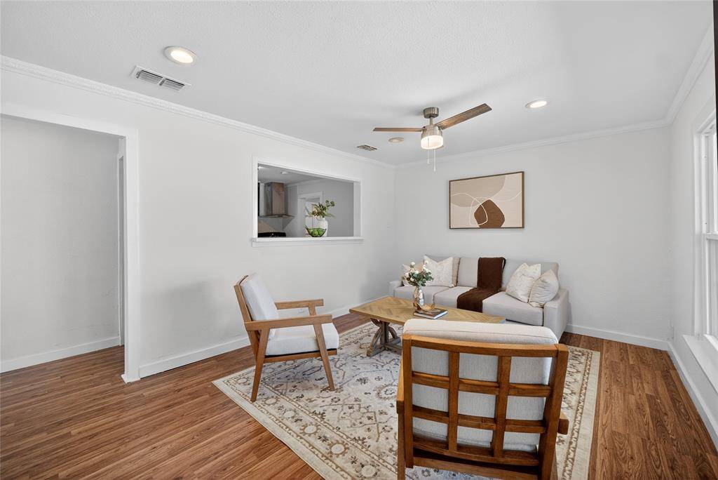 Haltom City, TX 76117,3417 Haltom Road