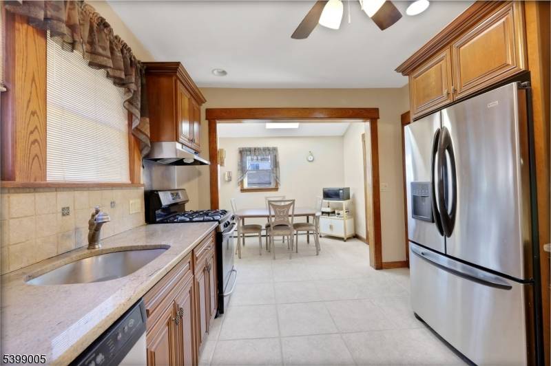 Totowa Boro, NJ 07512,80 Garfield Place