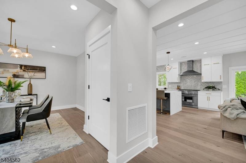 Westfield Town, NJ 07090,176 Harrow Rd