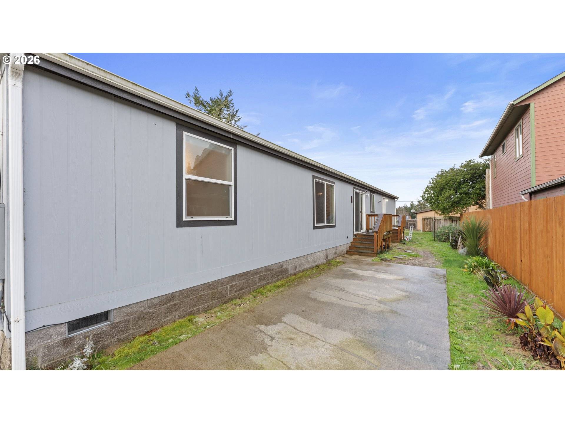 Coos Bay, OR 97420,820 FENWICK ST