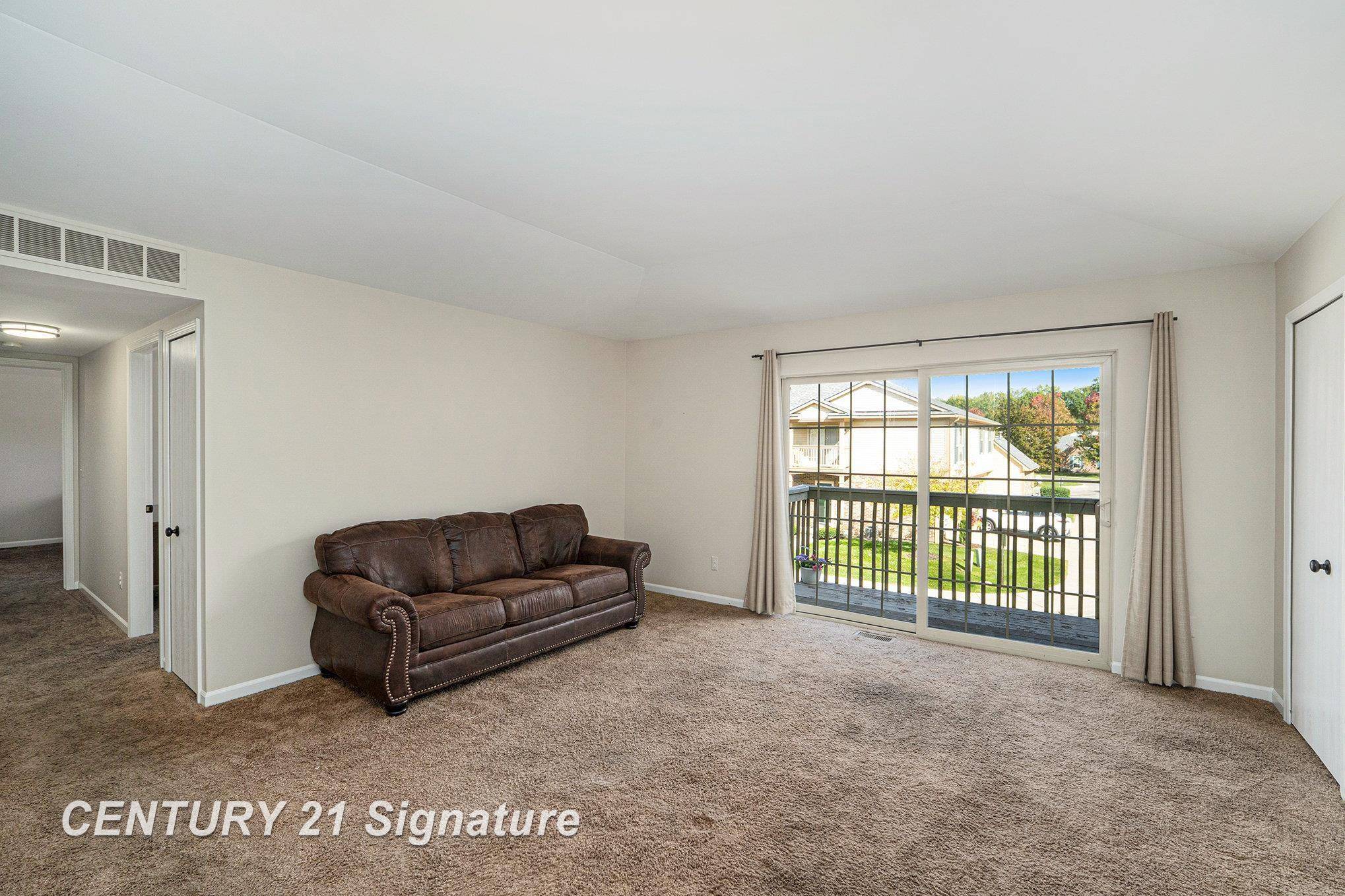 Holly, MI 48442,4083 Stonebridge DR