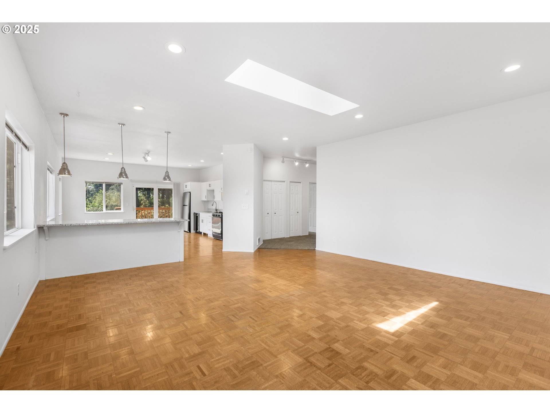 Eugene, OR 97403,2689 CUPOLA DR