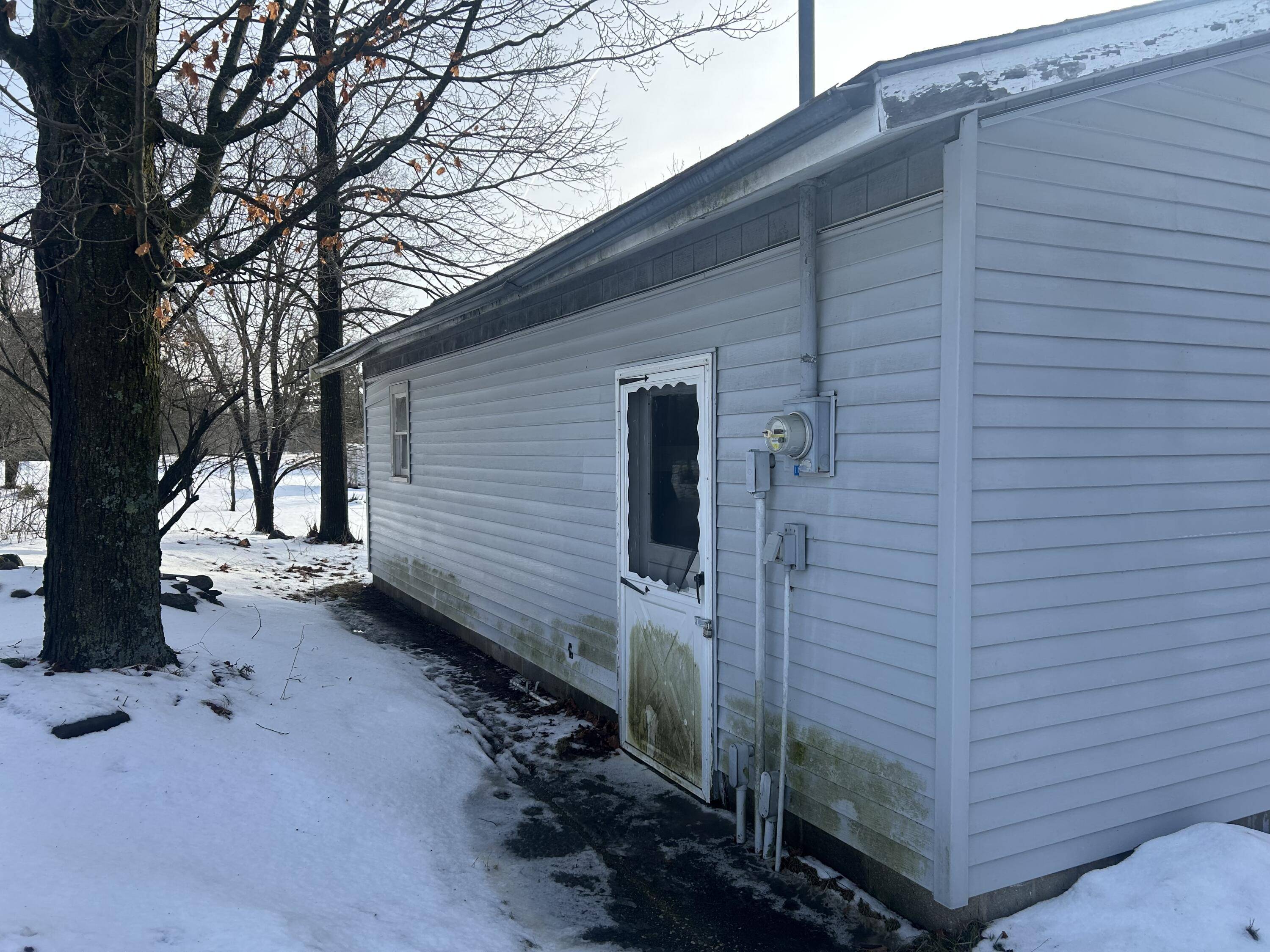 Luther, MI 49656,914 Chase ST