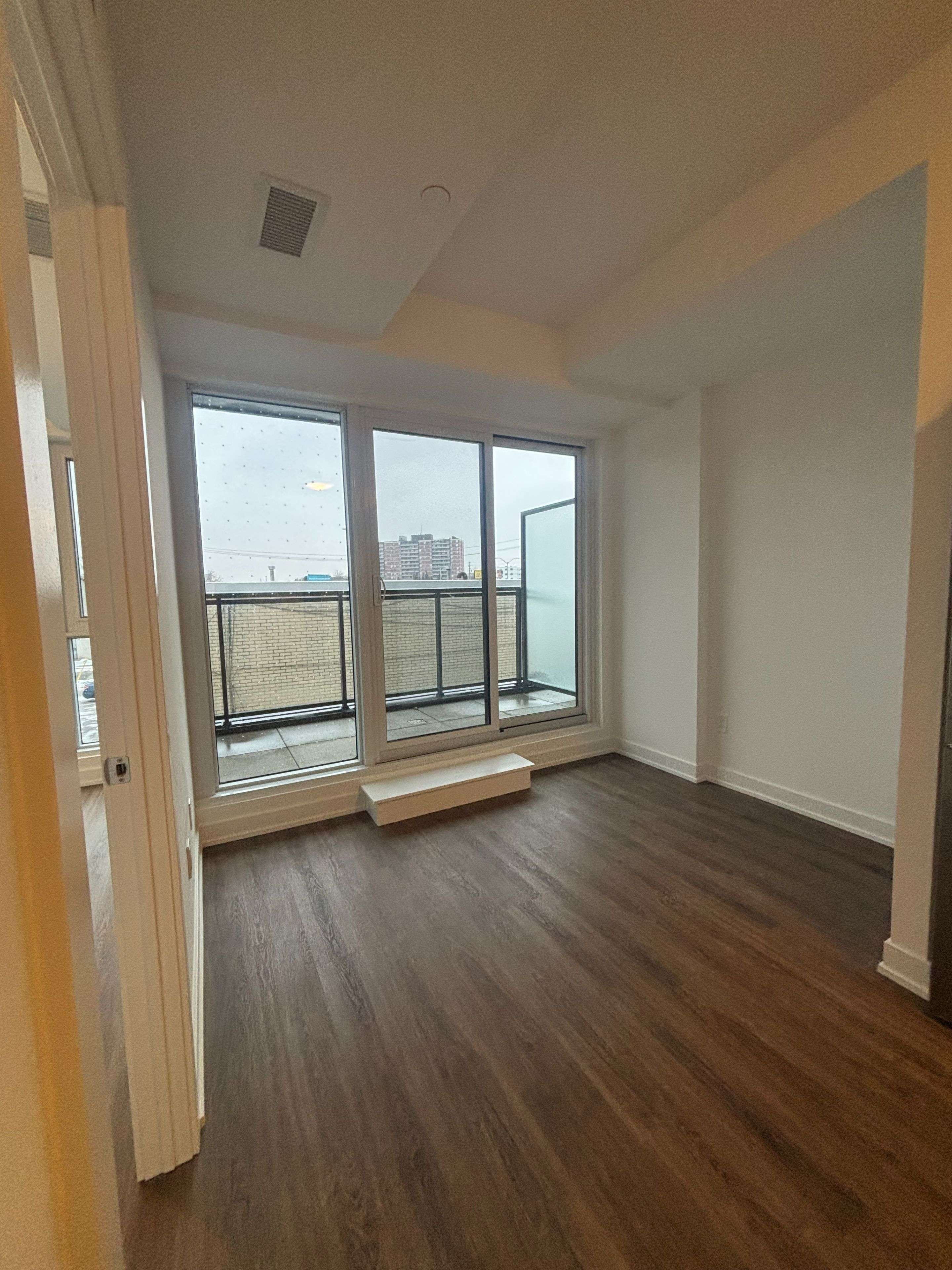 Toronto E10, ON M1E 2P3,4569 Kingston RD #210