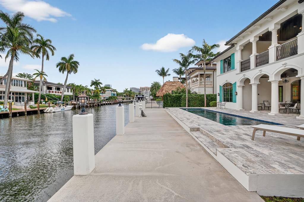 Fort Lauderdale, FL 33301,2425 DELMAR PLACE