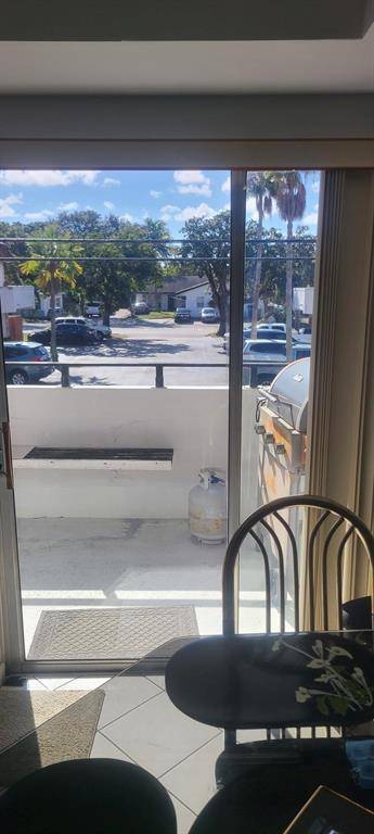 Pompano Beach, FL 33060,320 SW 1st St #D 6