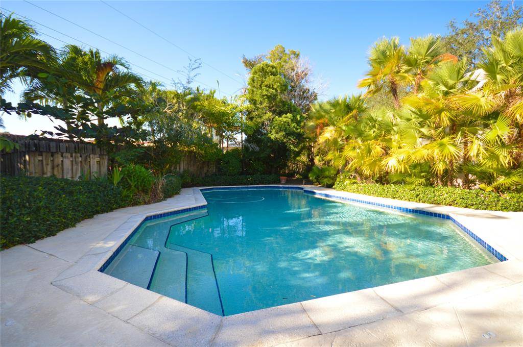 Fort Lauderdale, FL 33305,2132 Bayview Dr