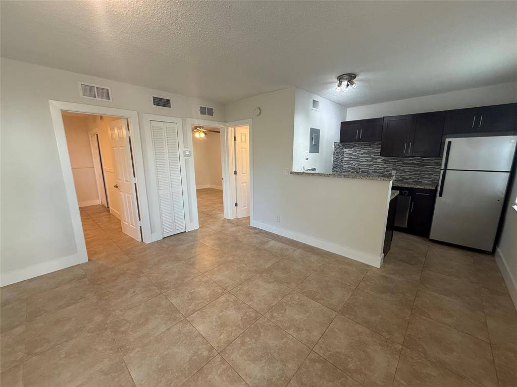 Fort Lauderdale, FL 33301,720 NE 2nd St #6