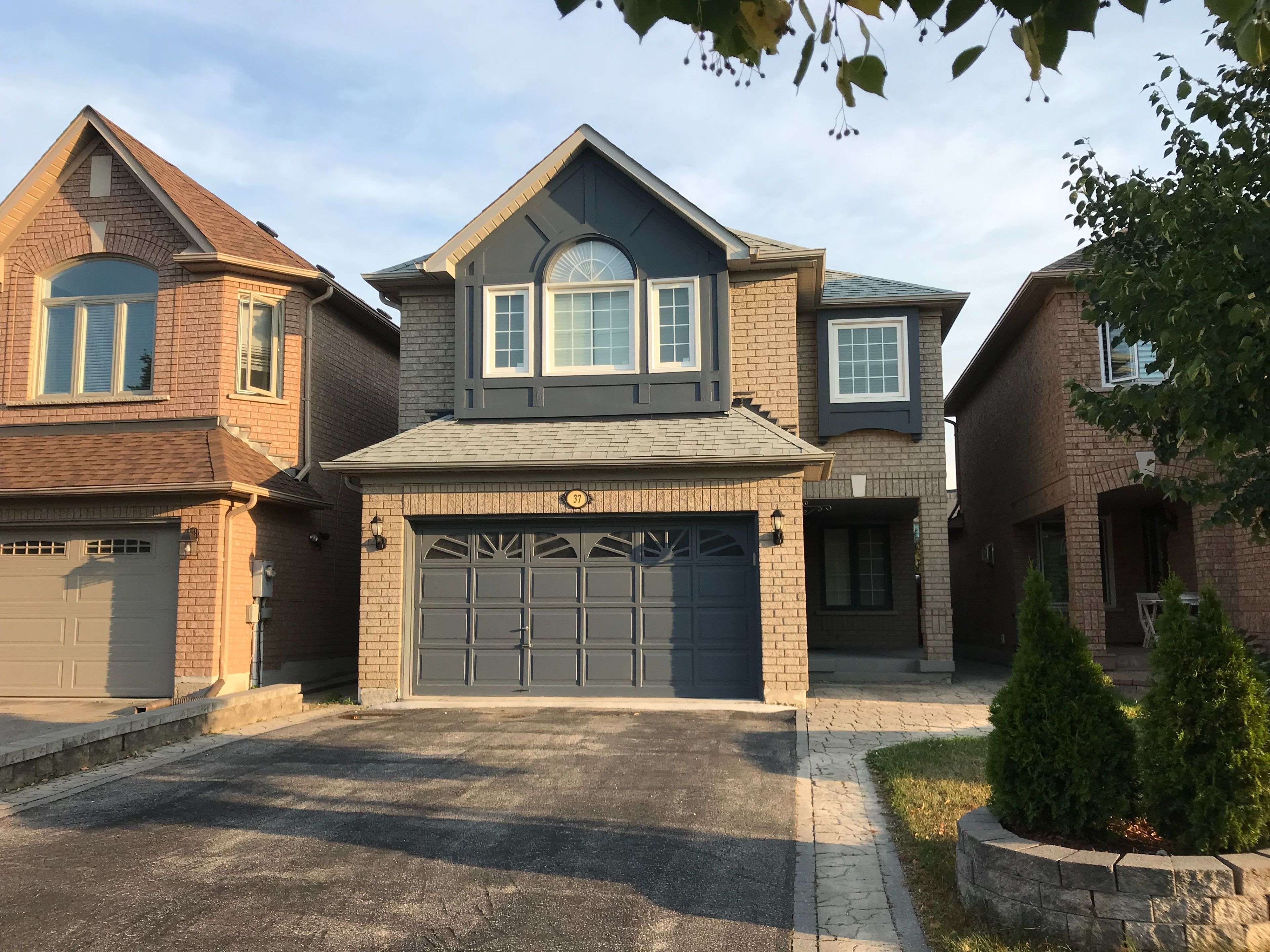 Vaughan, ON L6A 2R2,37 Sylwood CRES