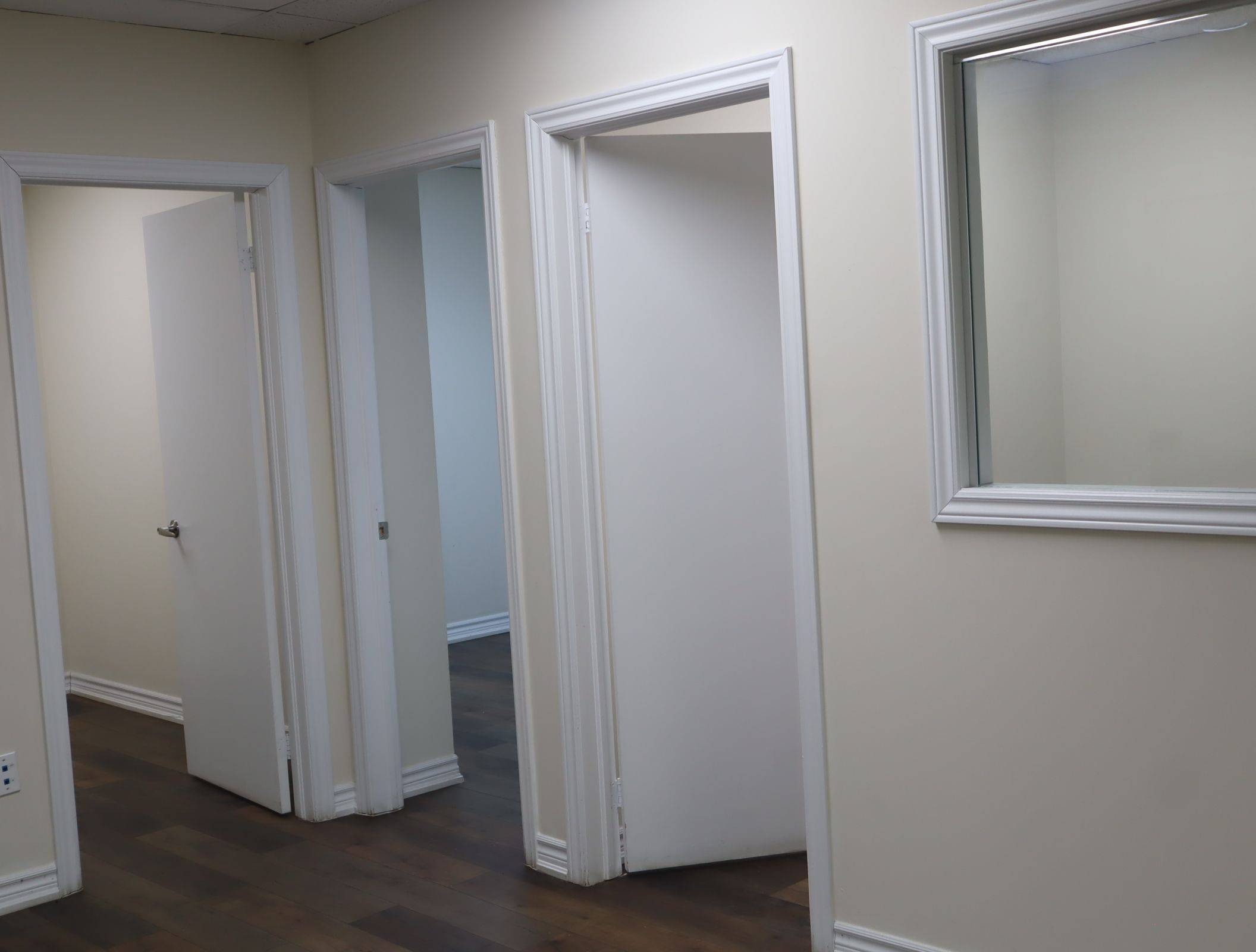 Mississauga, ON L5T 2A4,7461 PACIFIC CIR