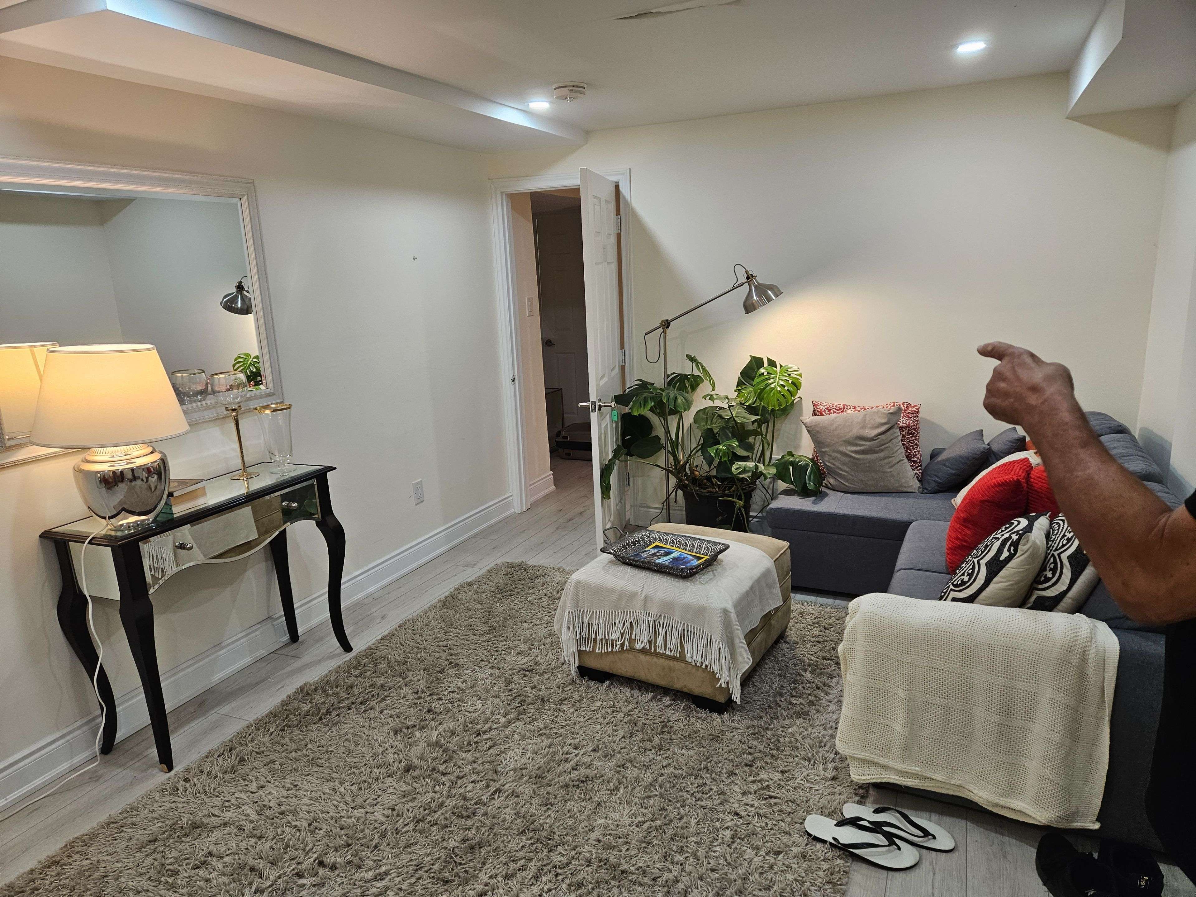 Oakville, ON L6H 4R8,1460 White Oaks BLVD #Bsmt