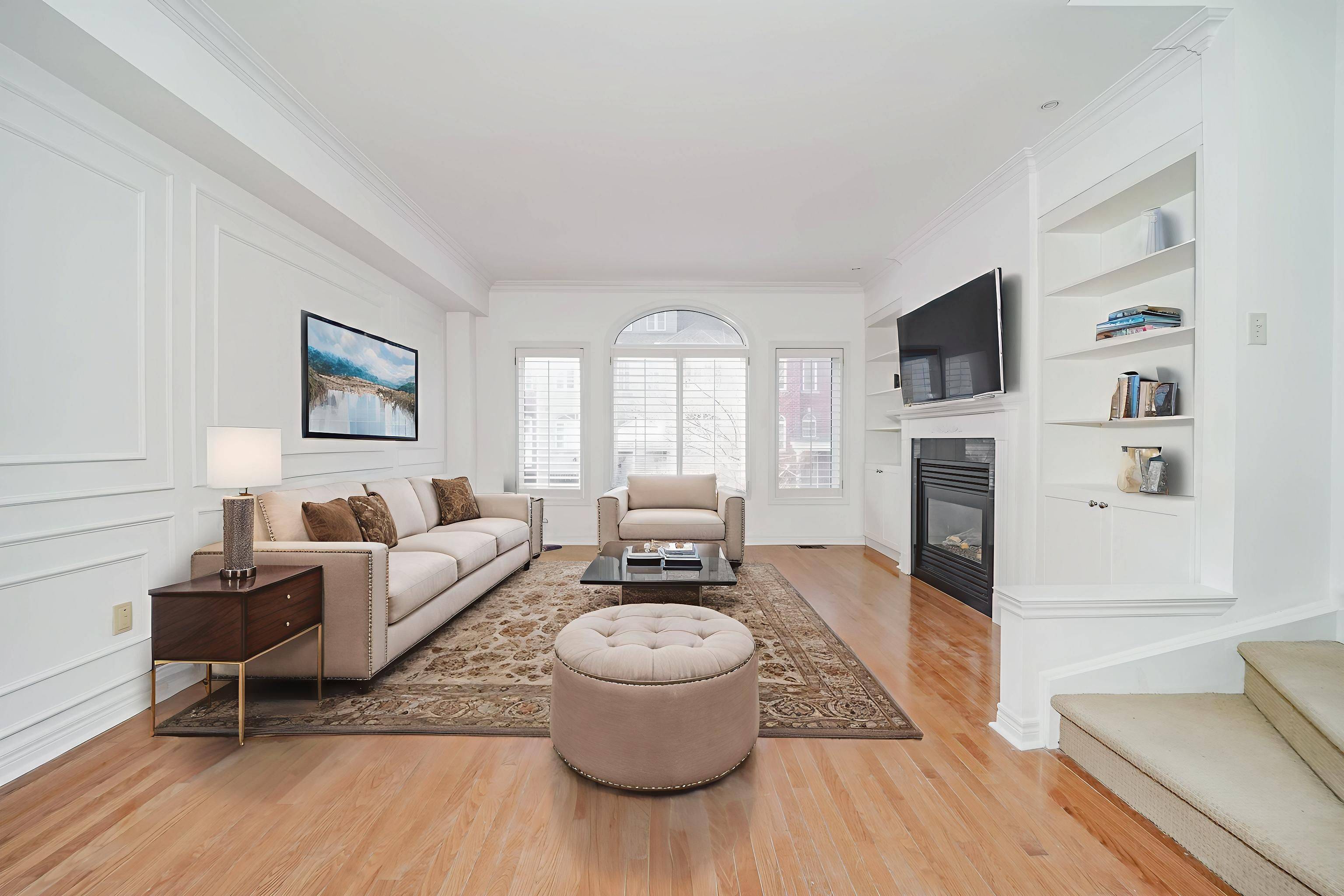 Toronto W06, ON M8Z 6C6,8 James Stock PATH #36