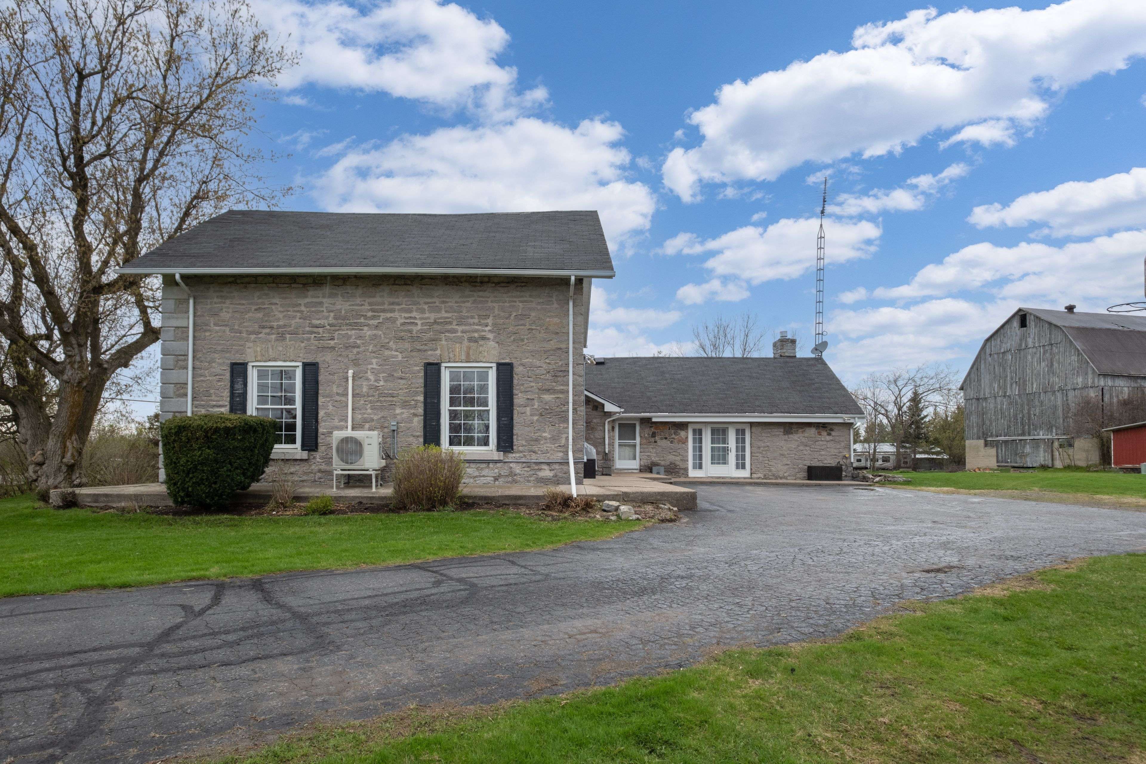 Kingston, ON K0H 1M0,2964 Highway 38 N/A