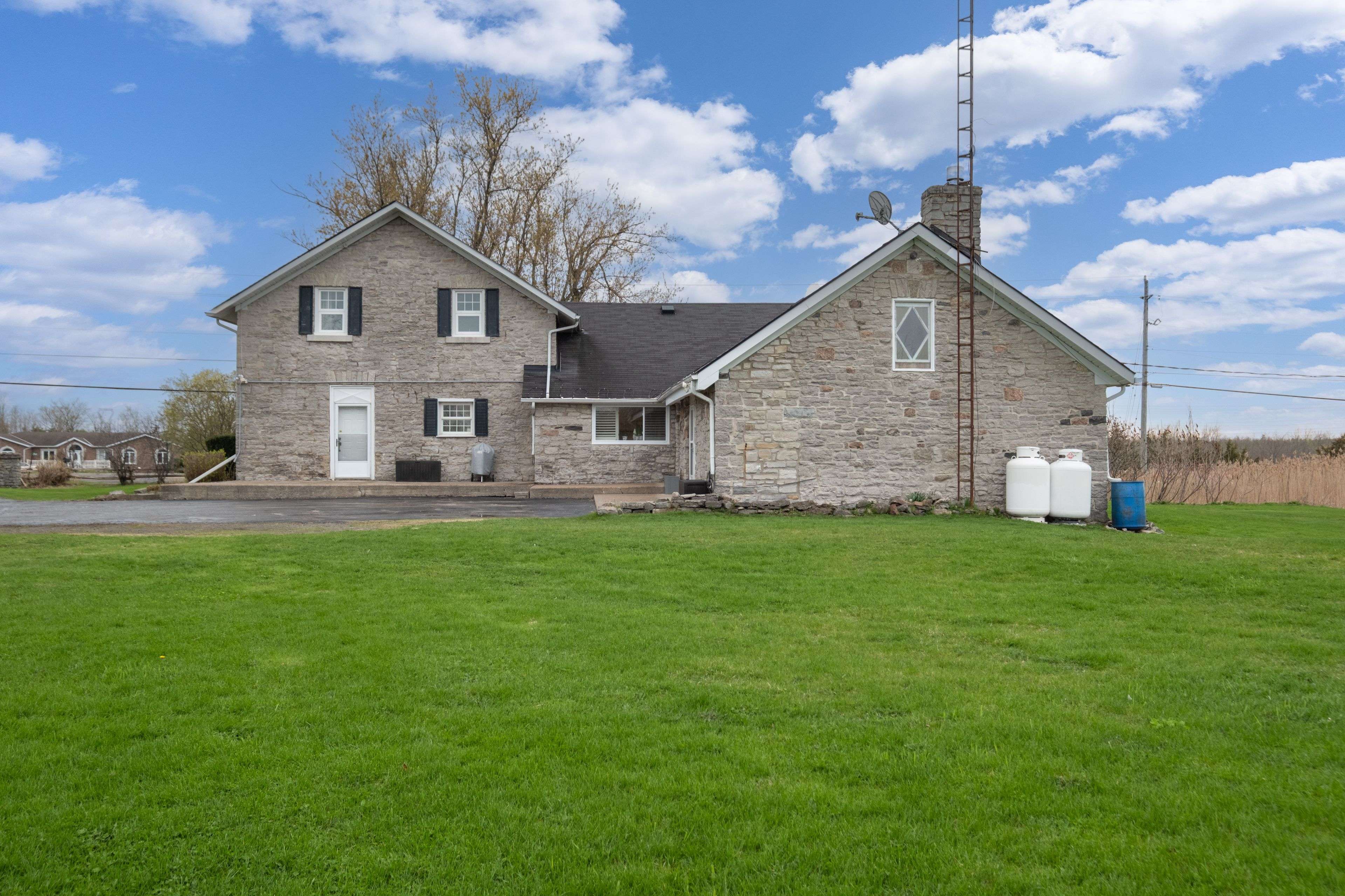 Kingston, ON K0H 1M0,2964 Highway 38 N/A