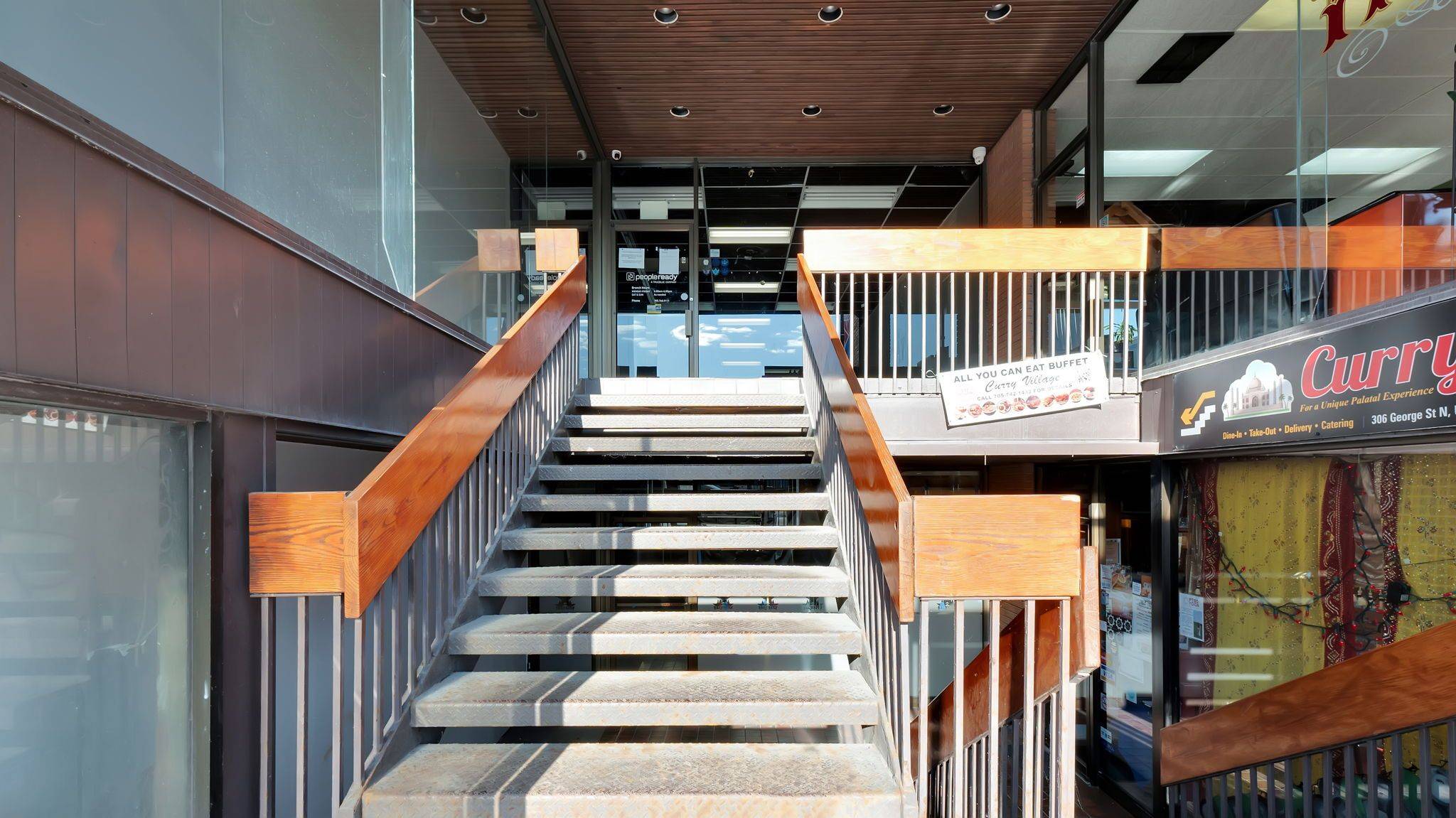 Peterborough, ON K9J 3H2,304-306 George ST N #106