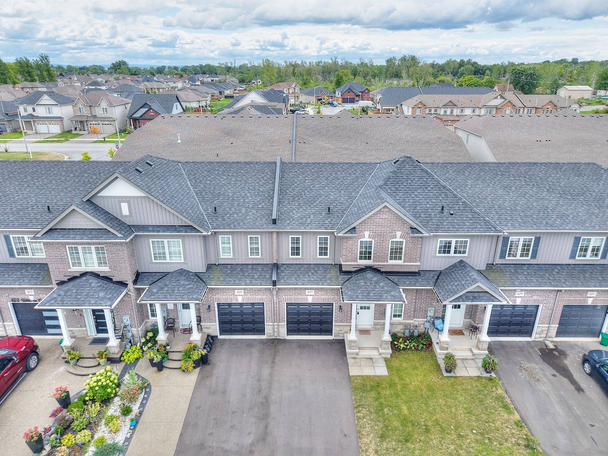 Fort Erie, ON L2A 4P6,427 Williams CRES