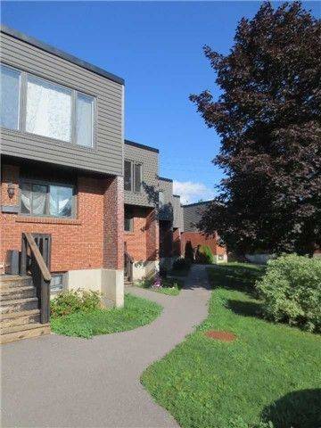 Kitchener, ON N2A 2P5,15 Scenic DR #6