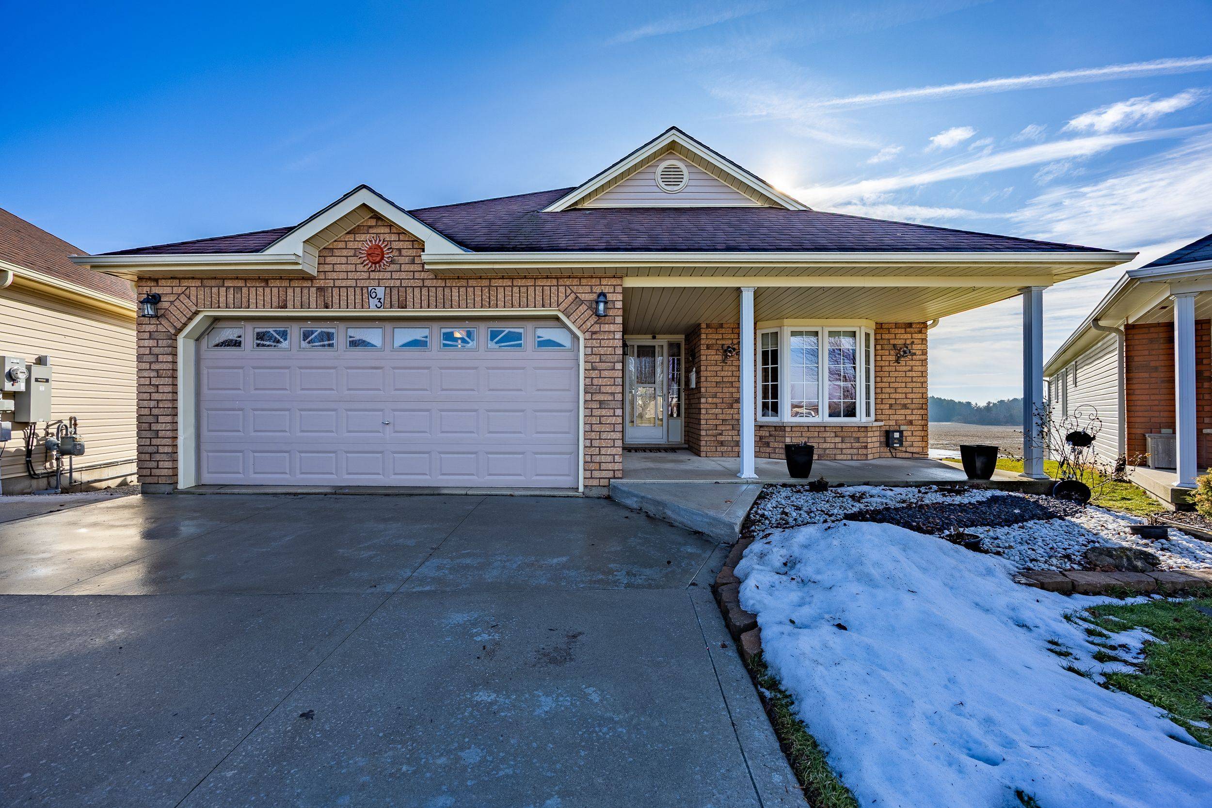 Norfolk, ON N0E 1M0,63 Upper Canada DR