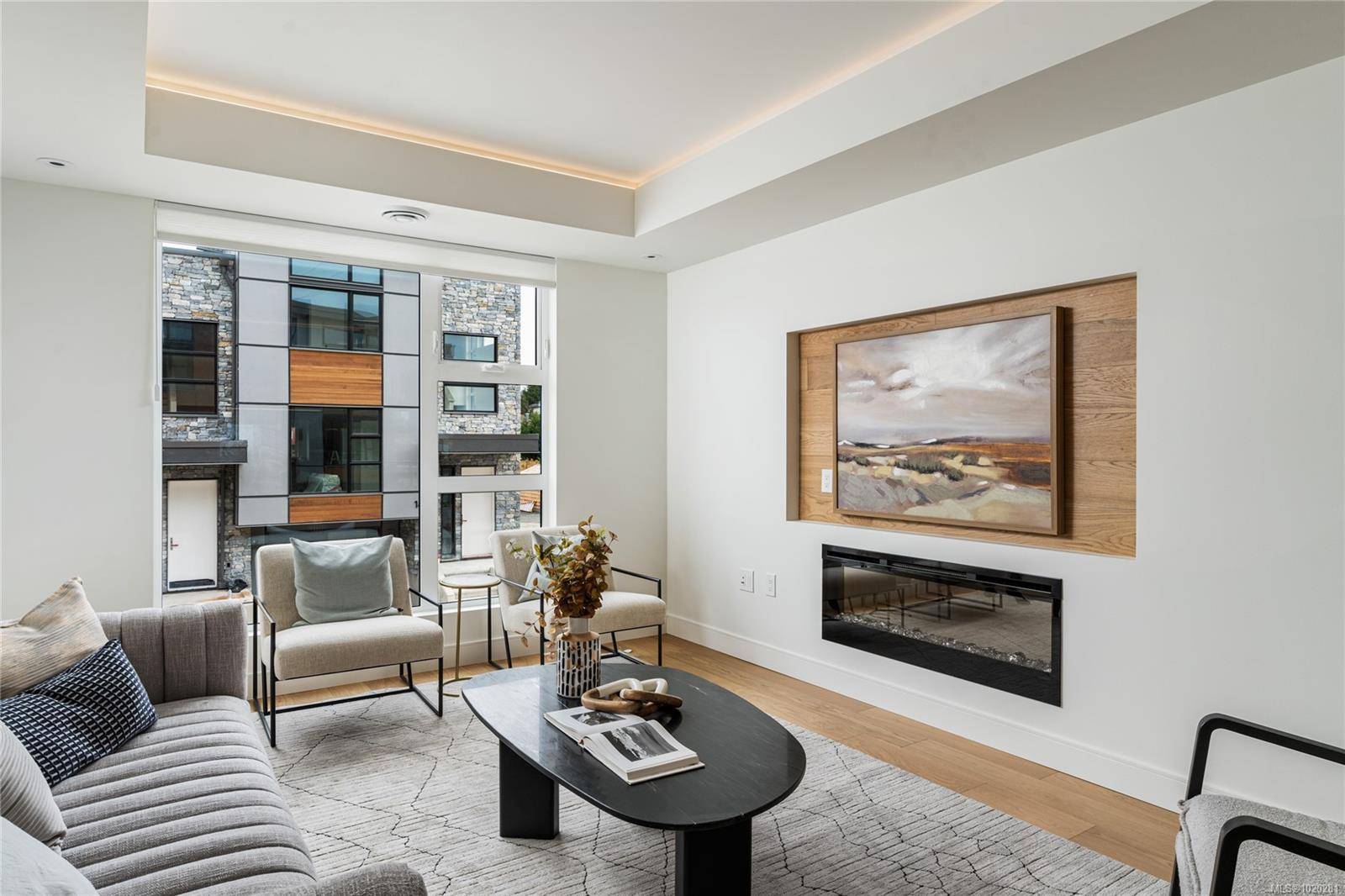 Saanich, BC V8X 2N2,4253 Dieppe Rd #32