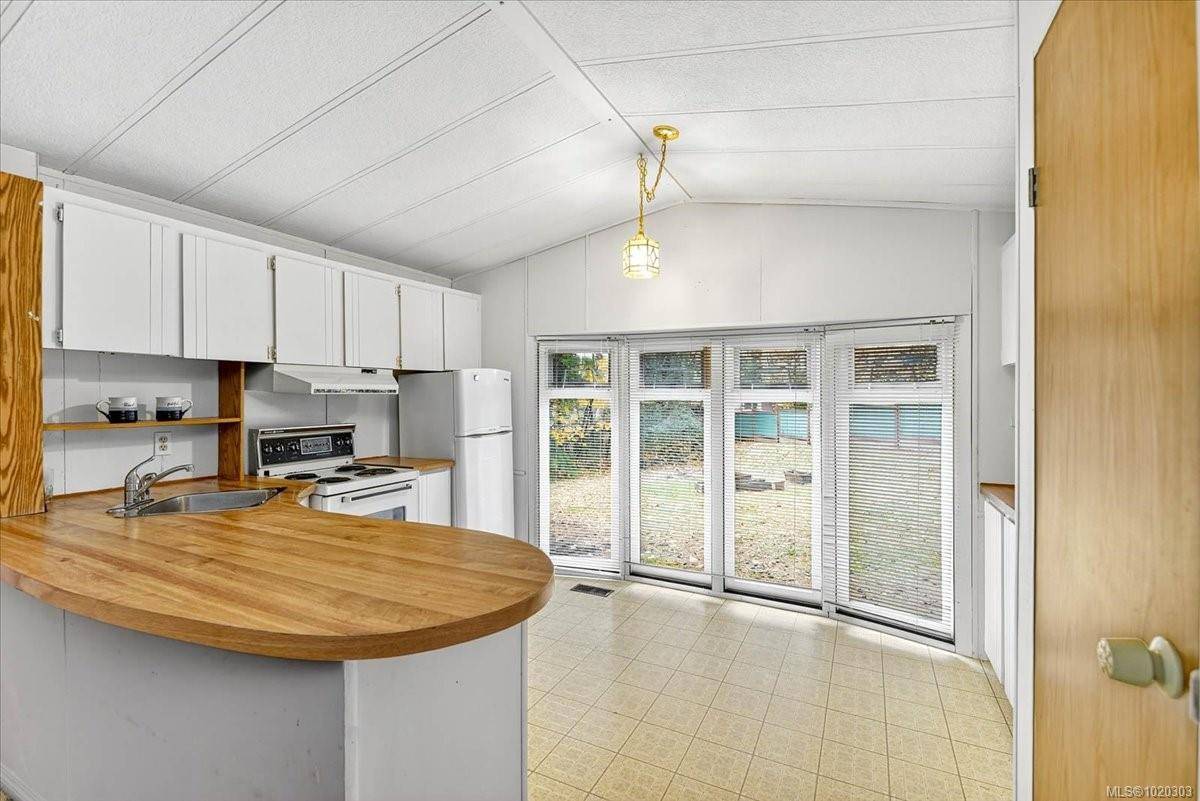 Port Alberni, BC V9Y 8V8,5560 Kitsuksis Rd