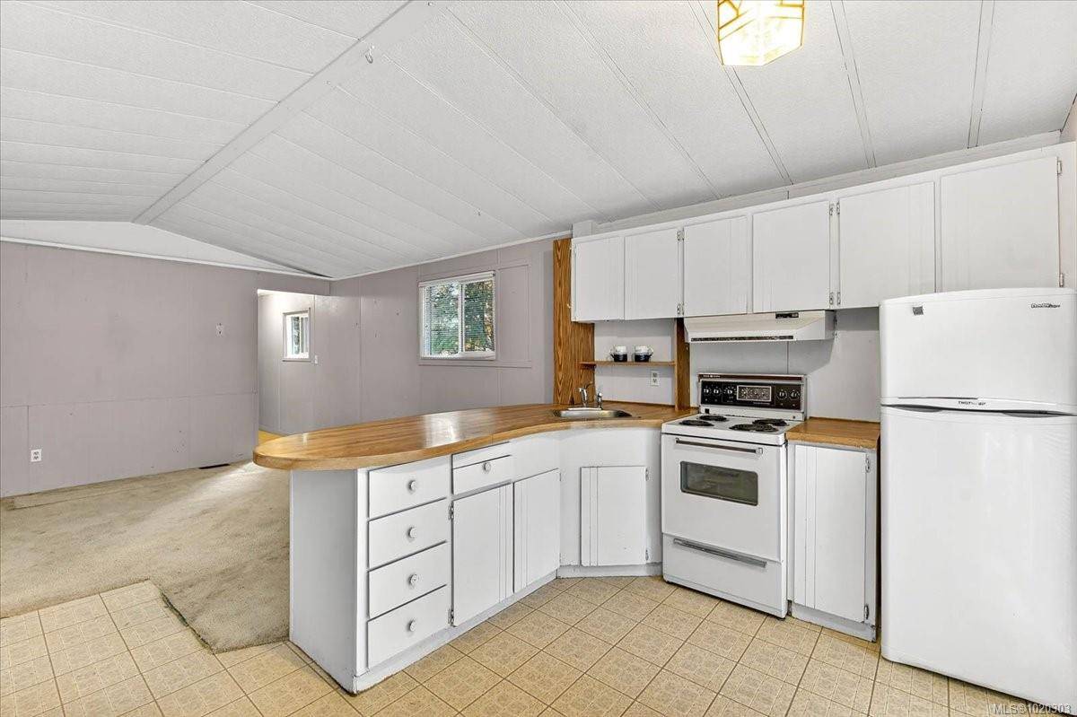 Port Alberni, BC V9Y 8V8,5560 Kitsuksis Rd