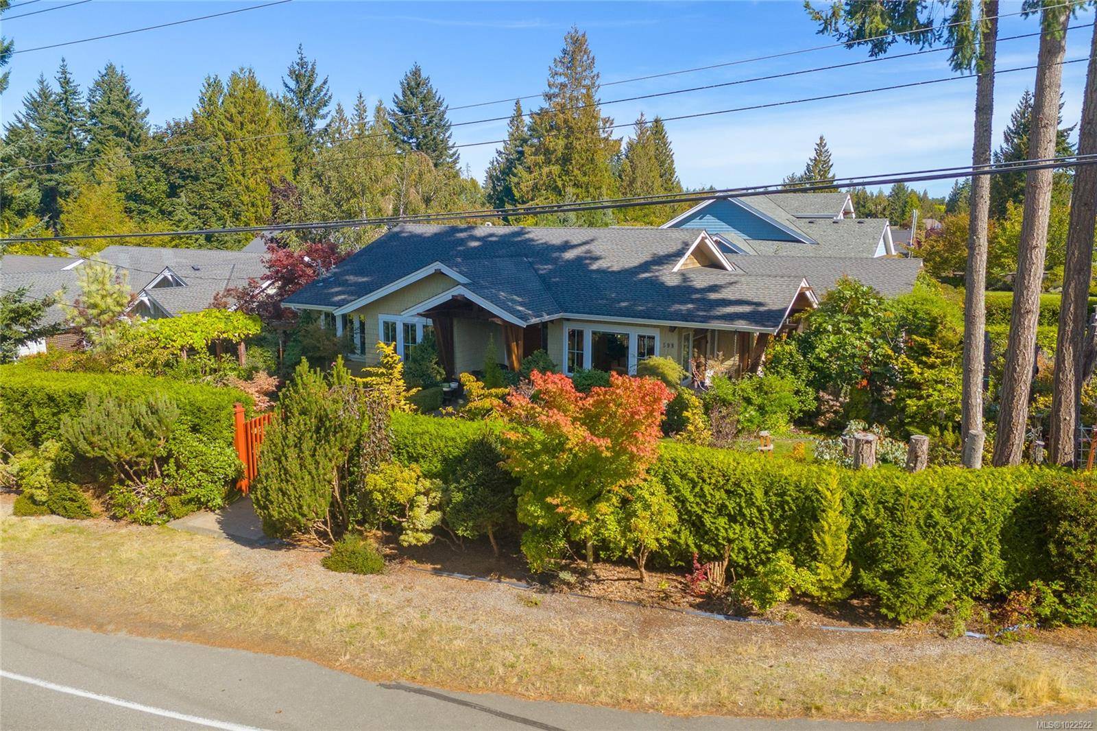 Qualicum Beach, BC V9K 1K6,598 Arbutus St