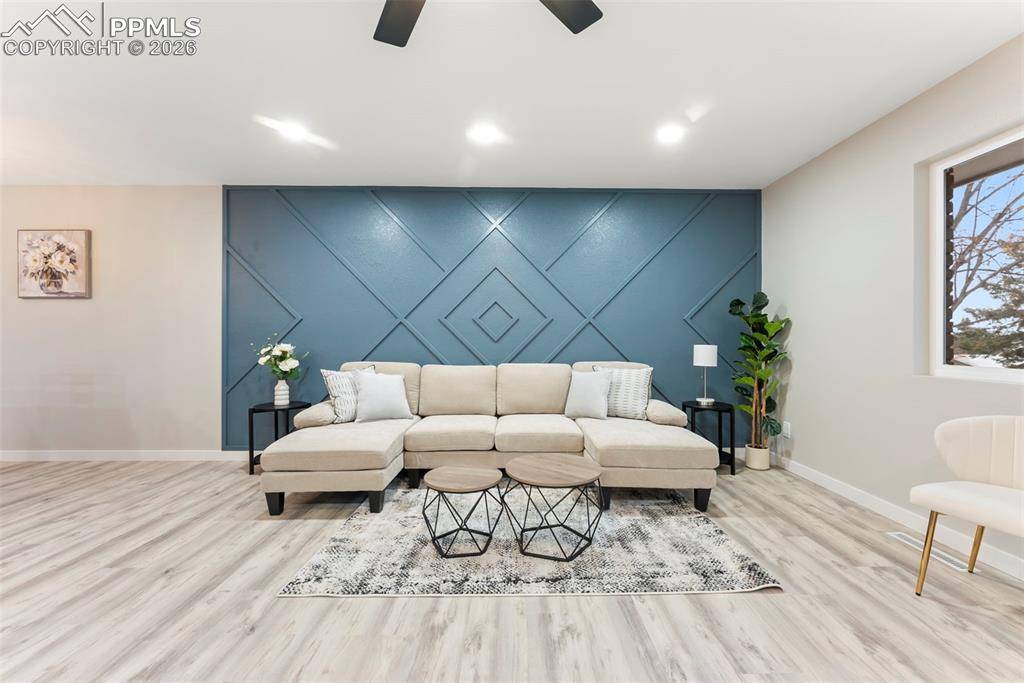 Colorado Springs, CO 80909,2414 Warwick LN