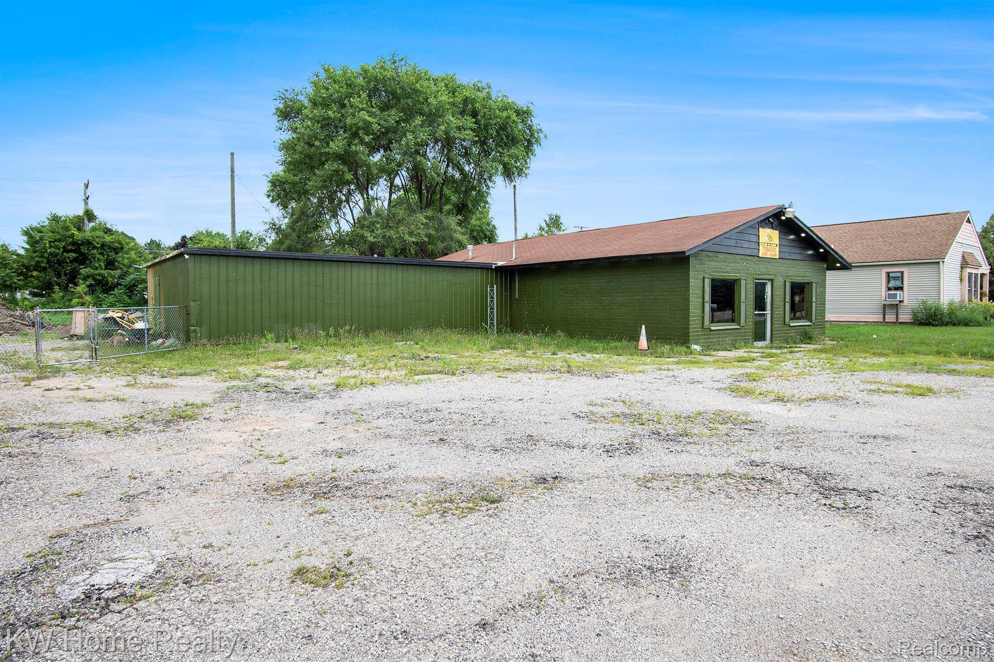 Caro, MI 48723,1223 E Caro RD