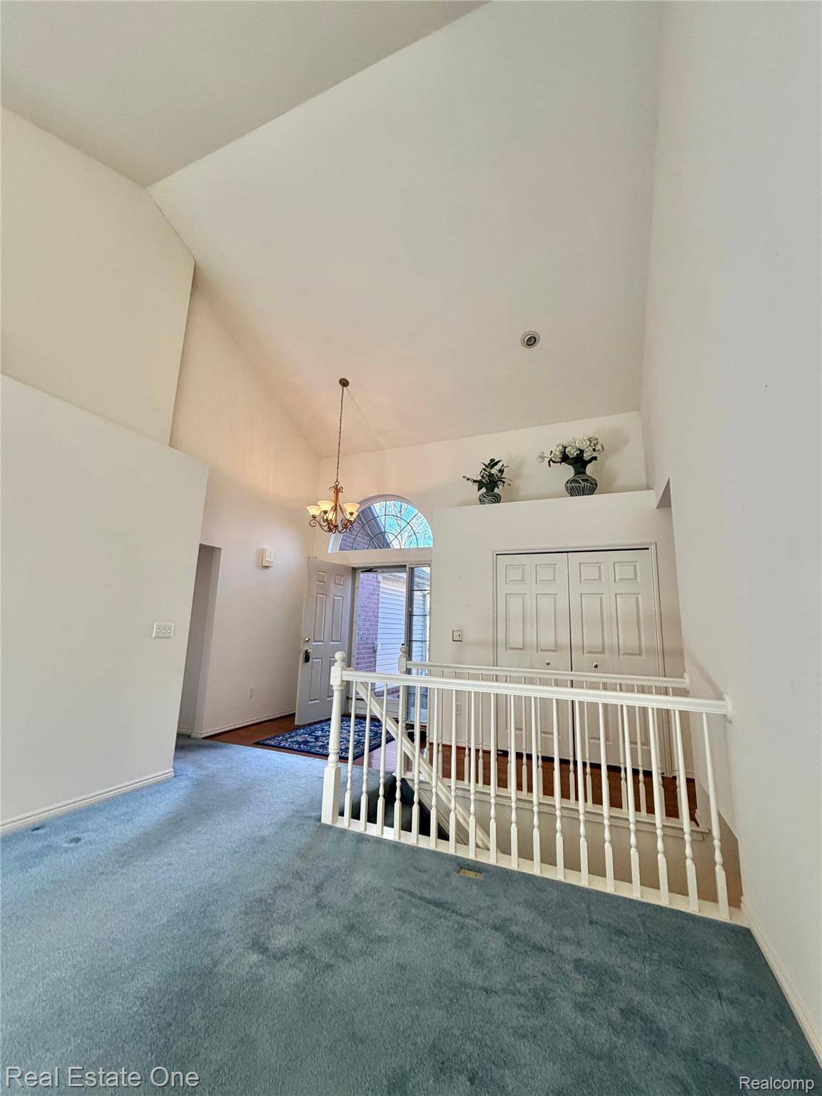 Sterling Heights, MI 48314,4378 Gardenia DR