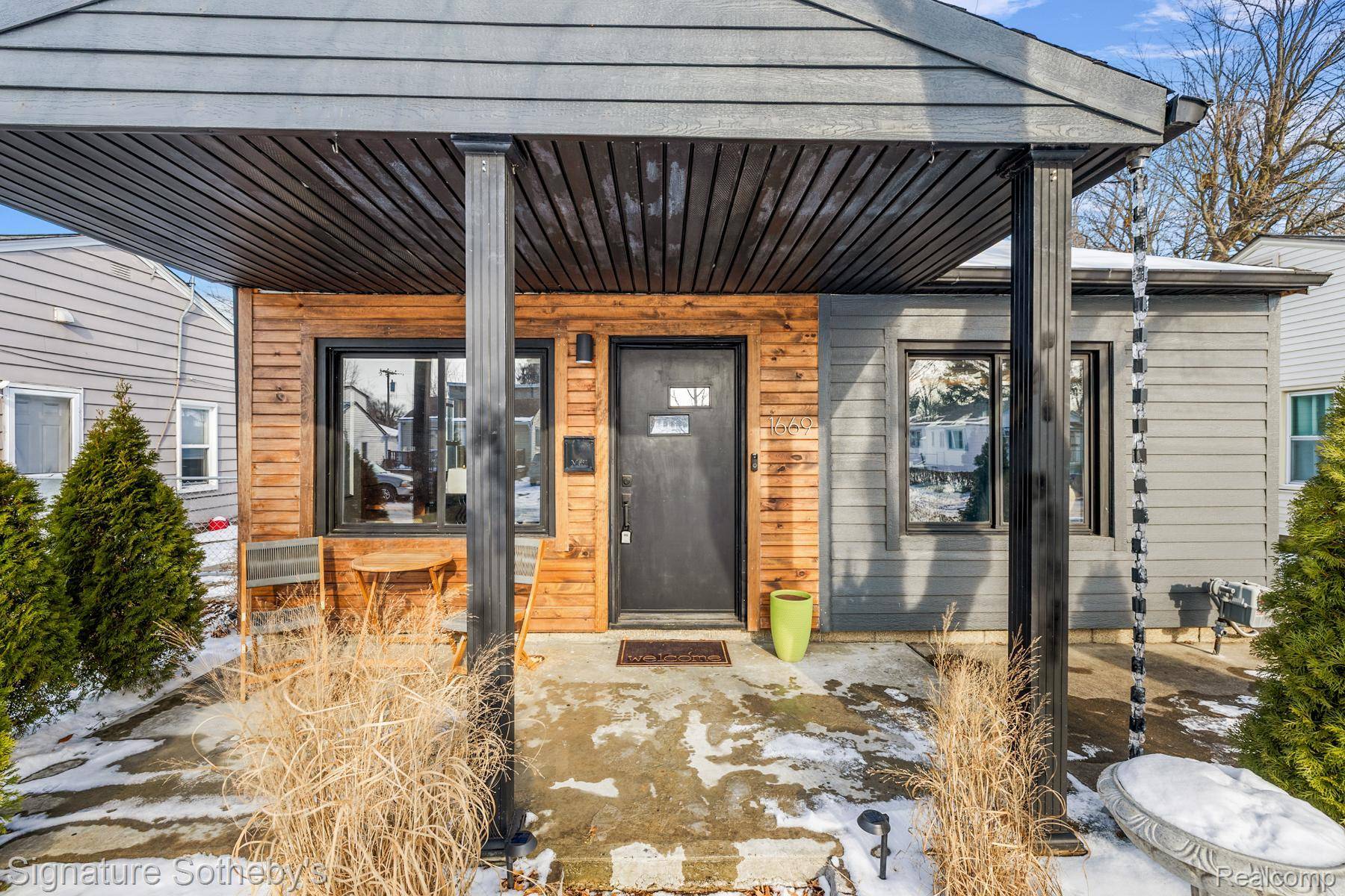 Ferndale, MI 48220,1669 Jarvis ST