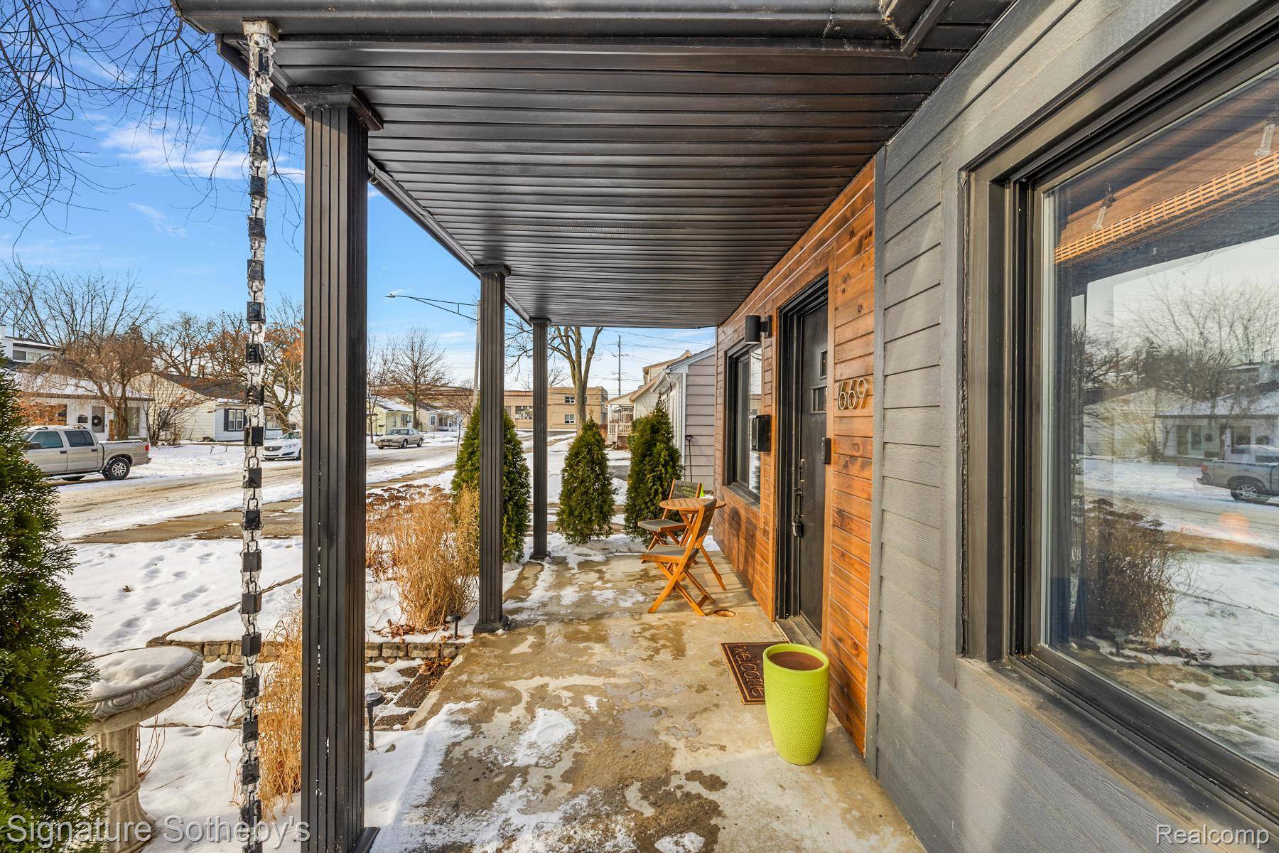 Ferndale, MI 48220,1669 Jarvis ST