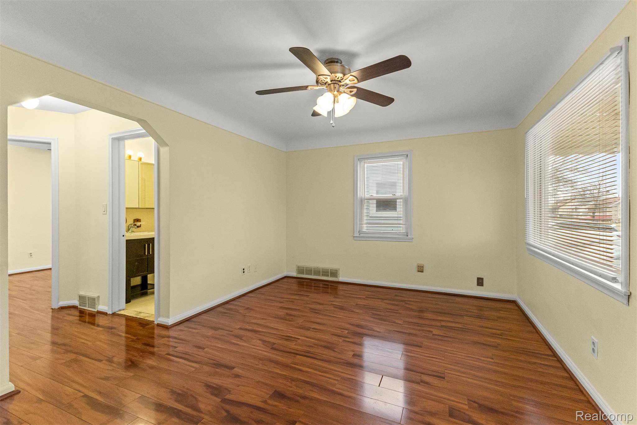 Lincoln Park, MI 48146,1815 Oconnor AVE