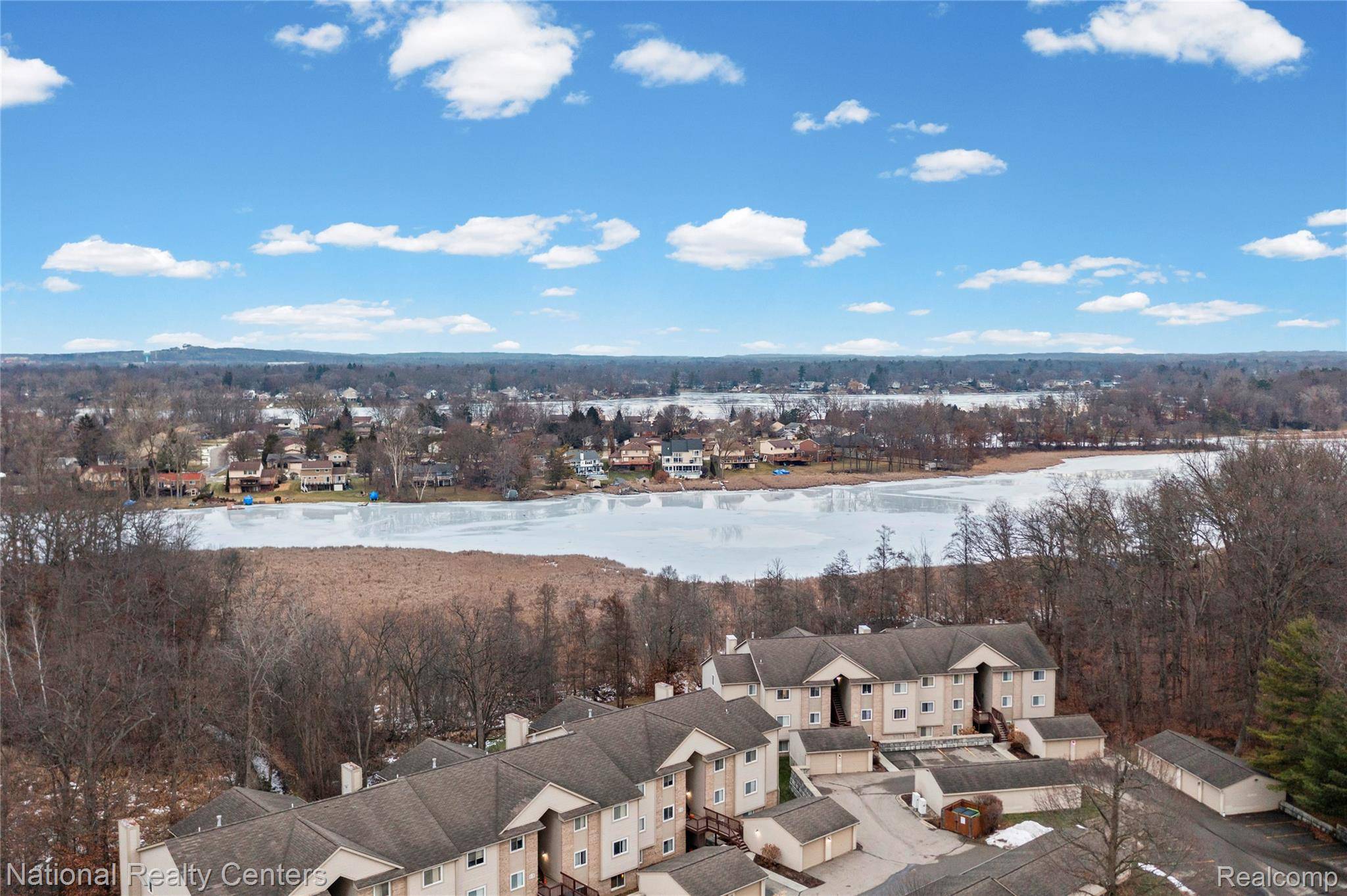 Waterford, MI 48329,4967 Oak Hill DR