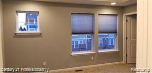 Troy, MI 48098,42 Kalter #25