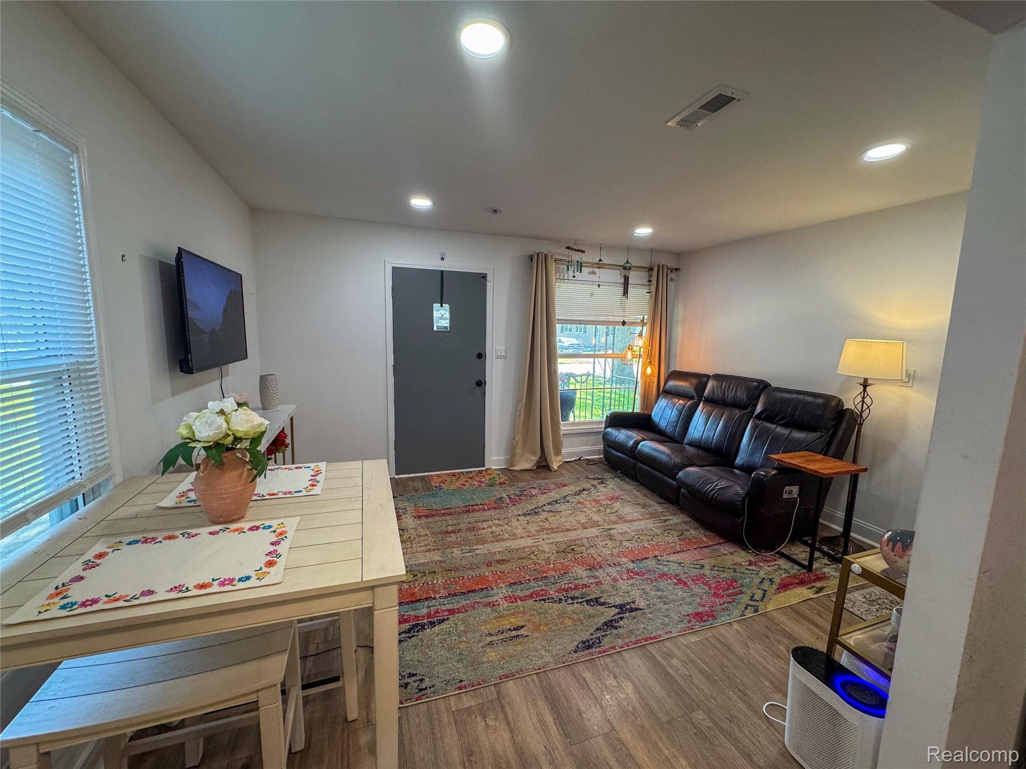 Taylor, MI 48180,15684 McGuire ST