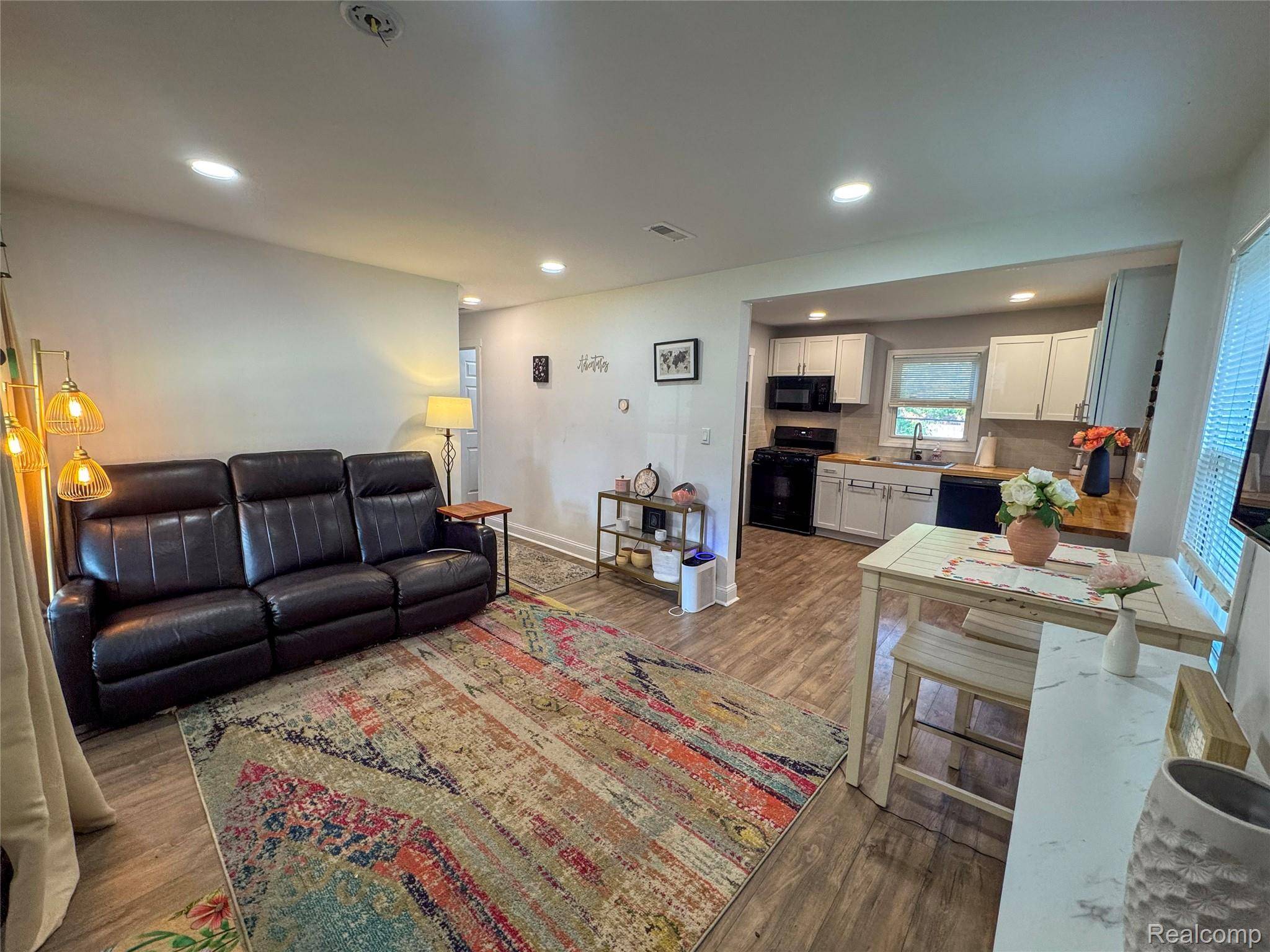 Taylor, MI 48180,15684 McGuire ST