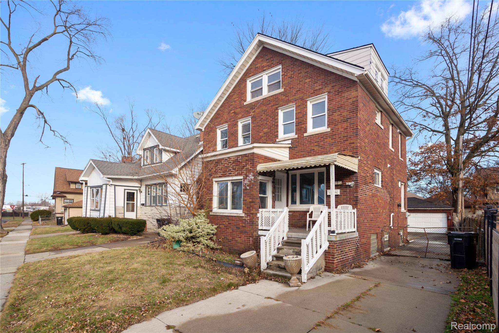 Wyandotte, MI 48192,147 1st ST