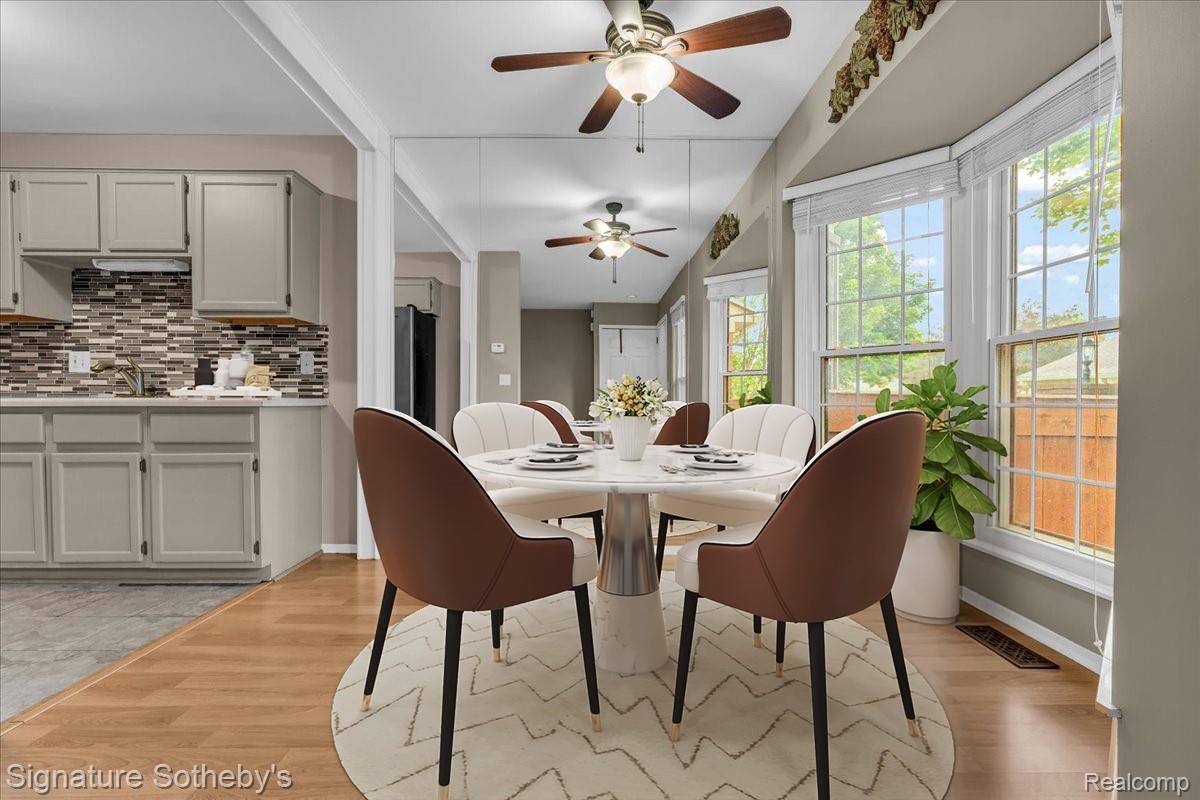 Novi, MI 48375,22331 Peachtree