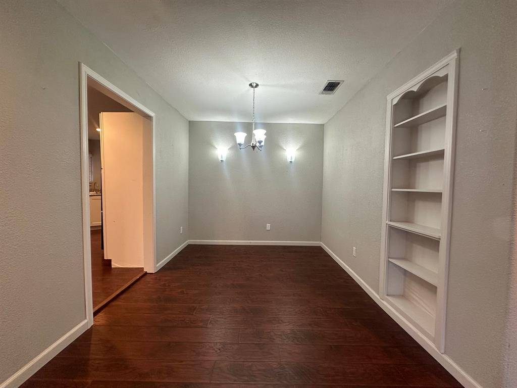 Denison, TX 75020,525 W Hanna Street