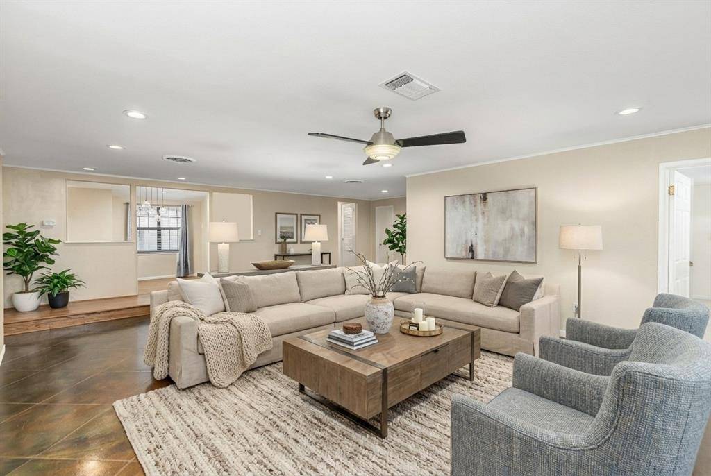 Fort Worth, TX 76109,3644 W Seminary Drive