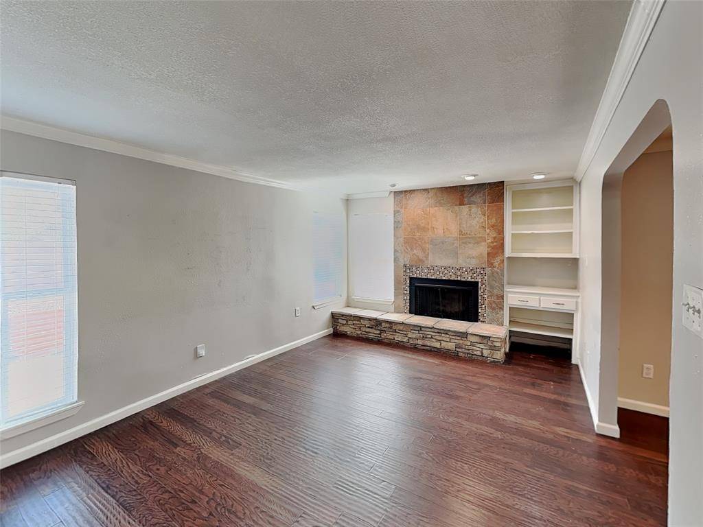 Fort Worth, TX 76110,2201 Park Hill Drive