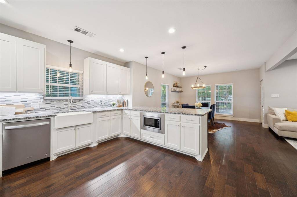 Dallas, TX 75214,5644 E Side Avenue