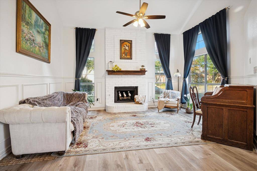 Rowlett, TX 75088,2814 Lois Lane